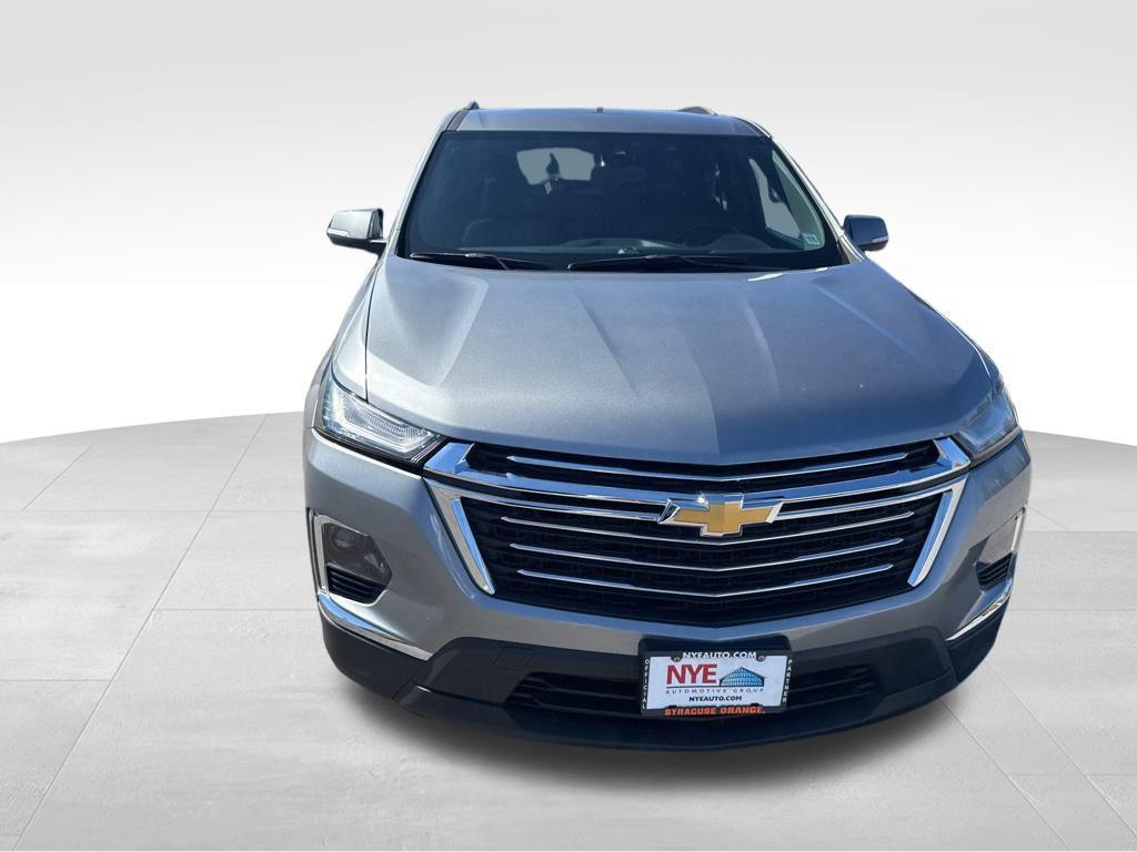 used 2023 Chevrolet Traverse car, priced at $29,499