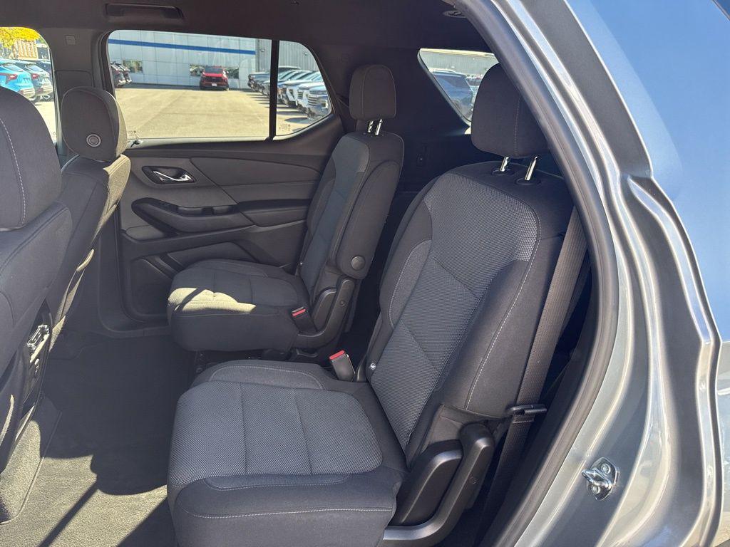 used 2023 Chevrolet Traverse car, priced at $29,499