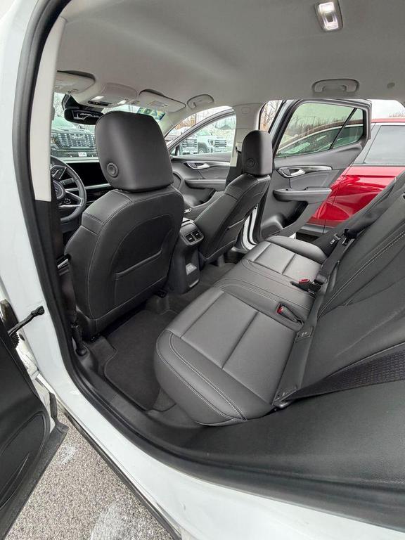 used 2025 Buick Envision car, priced at $28,216