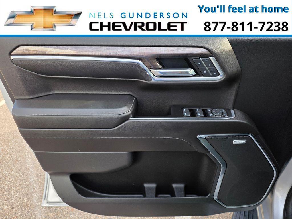 used 2022 Chevrolet Silverado 1500 car, priced at $35,900