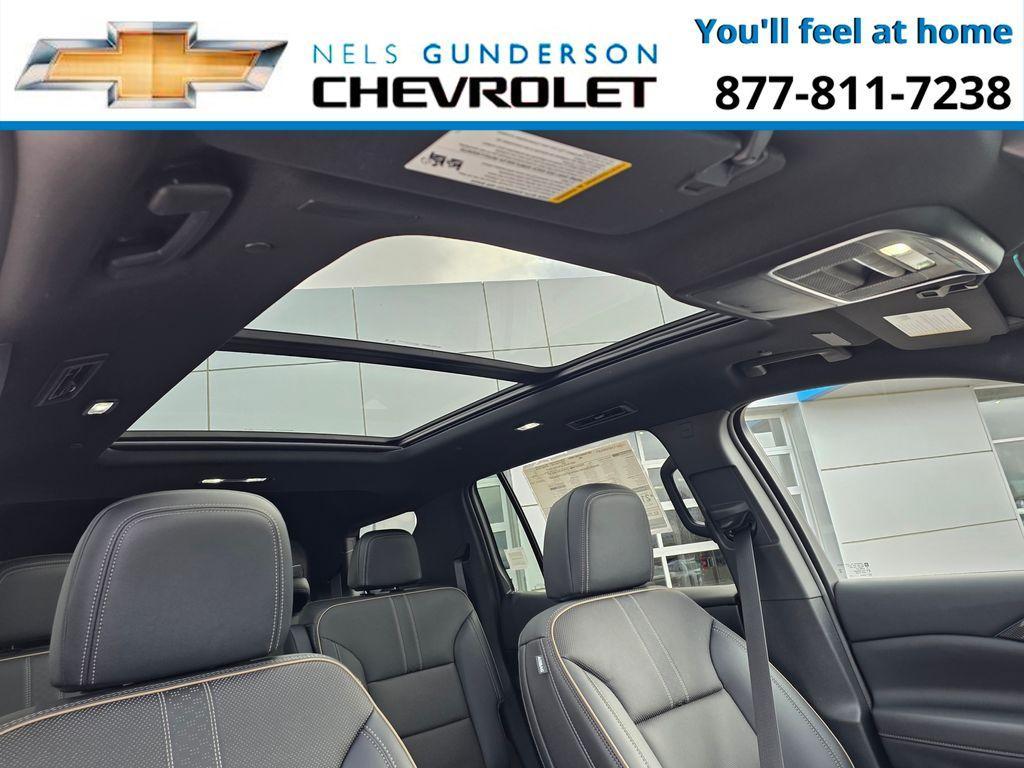 new 2026 Chevrolet Traverse car, priced at $59,900