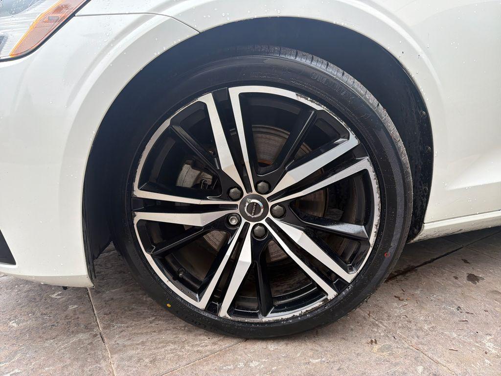 used 2020 Volvo V60 car, priced at $22,579
