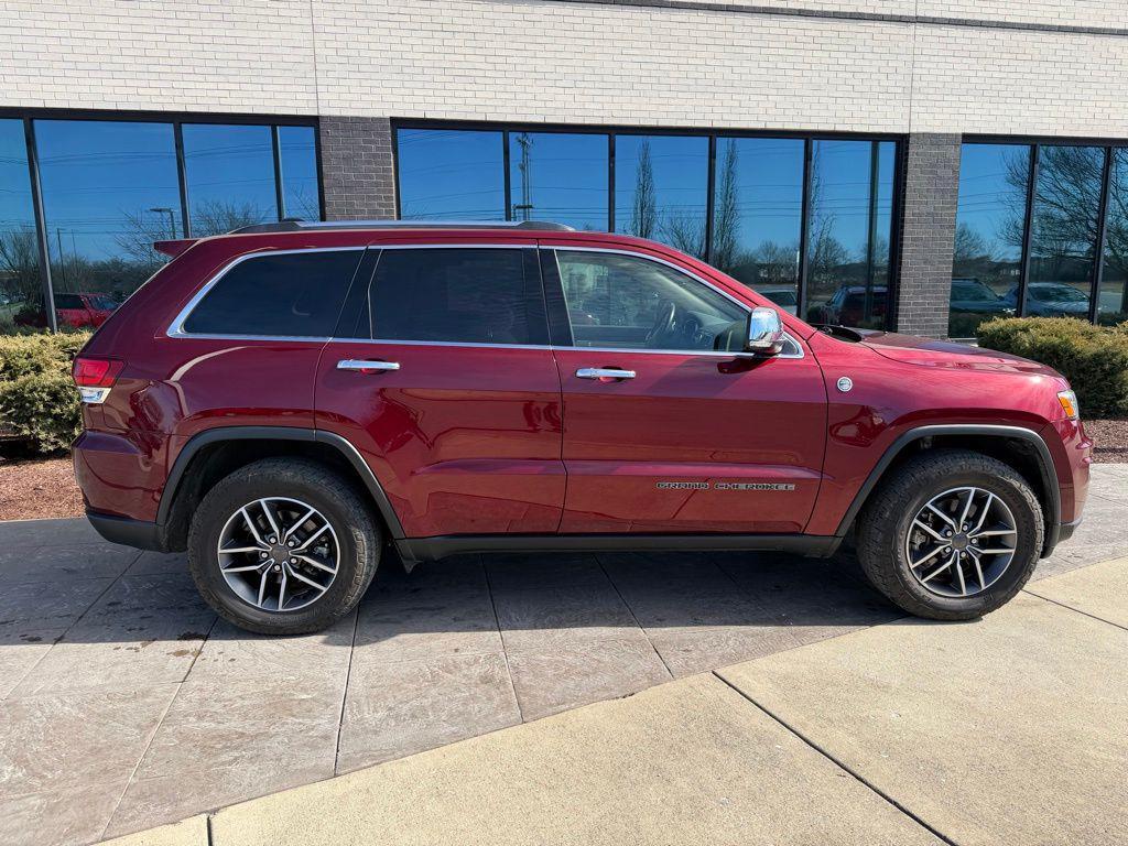 used 2021 Jeep Grand Cherokee car, priced at $18,990