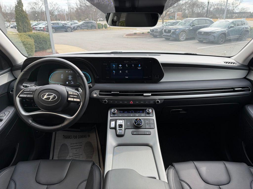 used 2025 Hyundai Palisade car, priced at $41,991