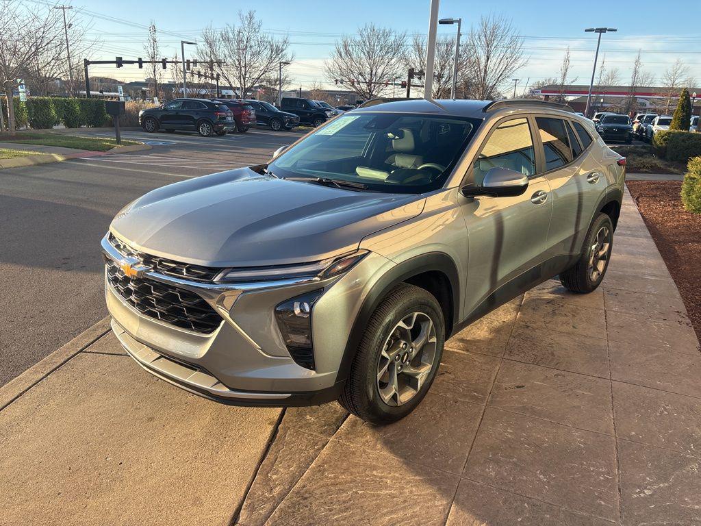 used 2024 Chevrolet Trax car, priced at $18,991