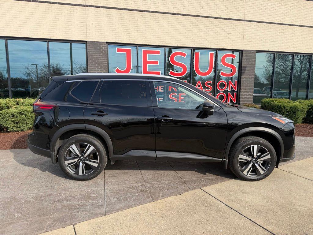 used 2025 Nissan Rogue car, priced at $28,990