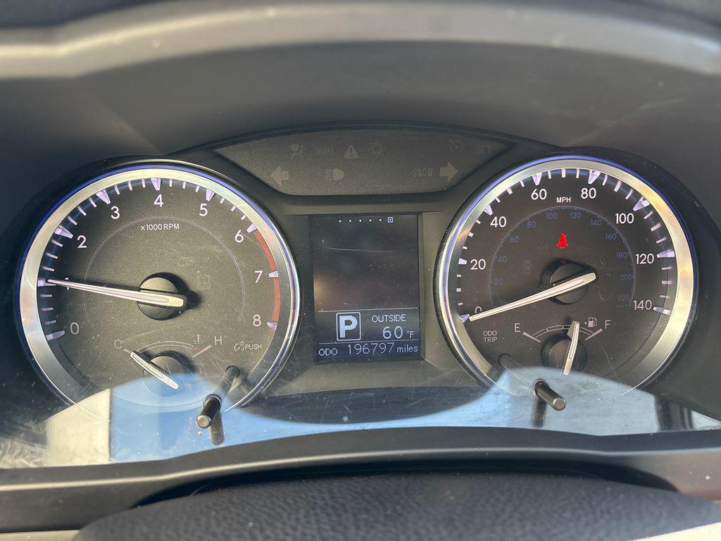 used 2015 Toyota Highlander car, priced at $10,990