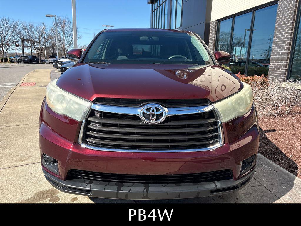 used 2015 Toyota Highlander car, priced at $9,999