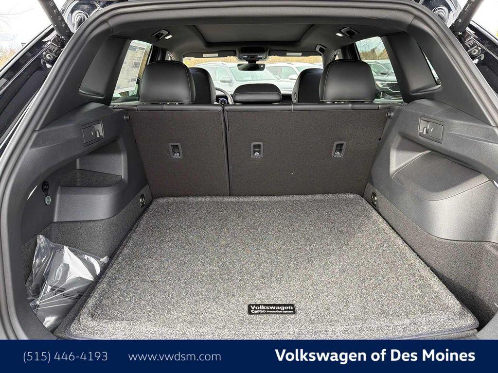 new 2026 Volkswagen Tiguan car, priced at $39,376