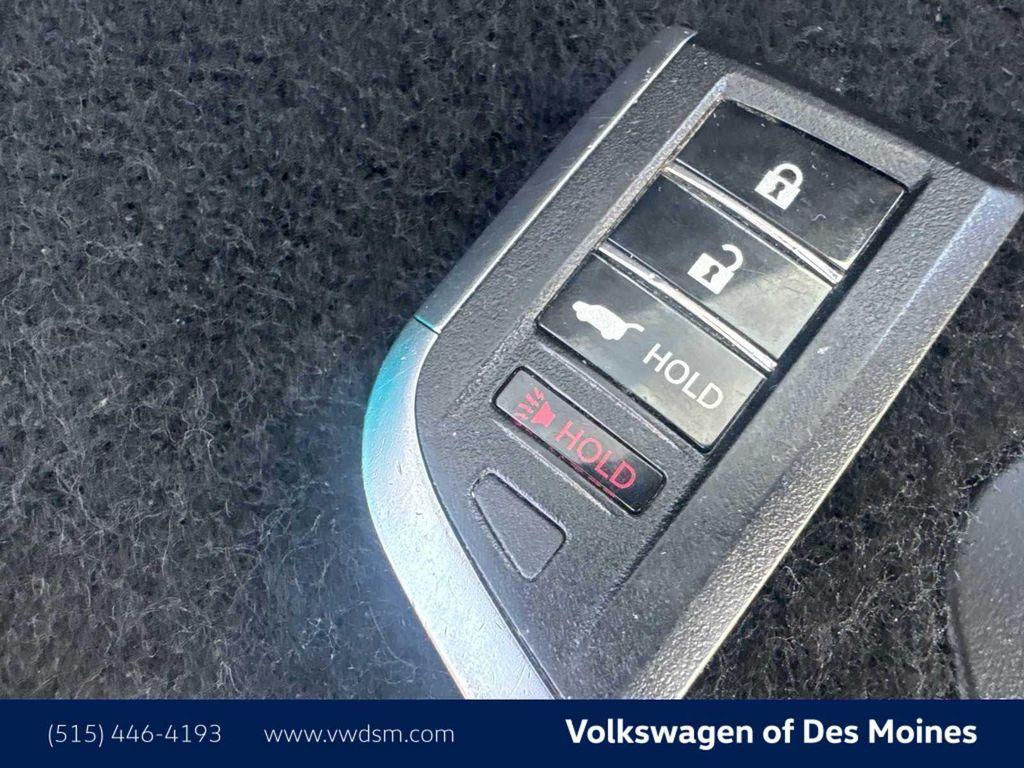 used 2023 Acura MDX car, priced at $44,995