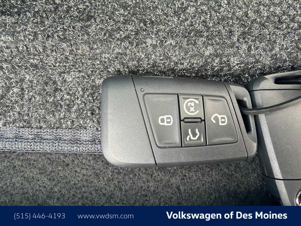 new 2026 Volkswagen Taos car, priced at $32,091