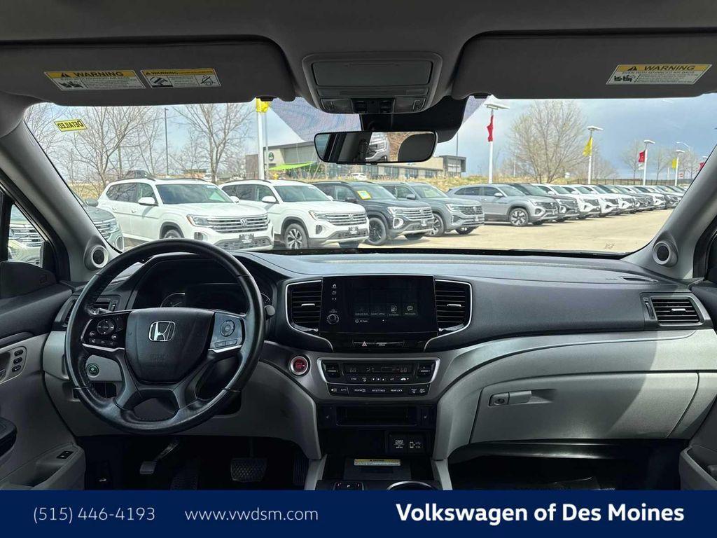 used 2022 Honda Pilot car, priced at $32,995