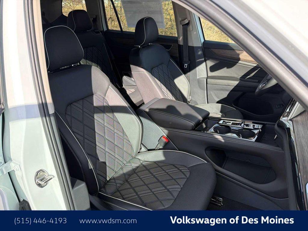 new 2026 Volkswagen Atlas car, priced at $54,436