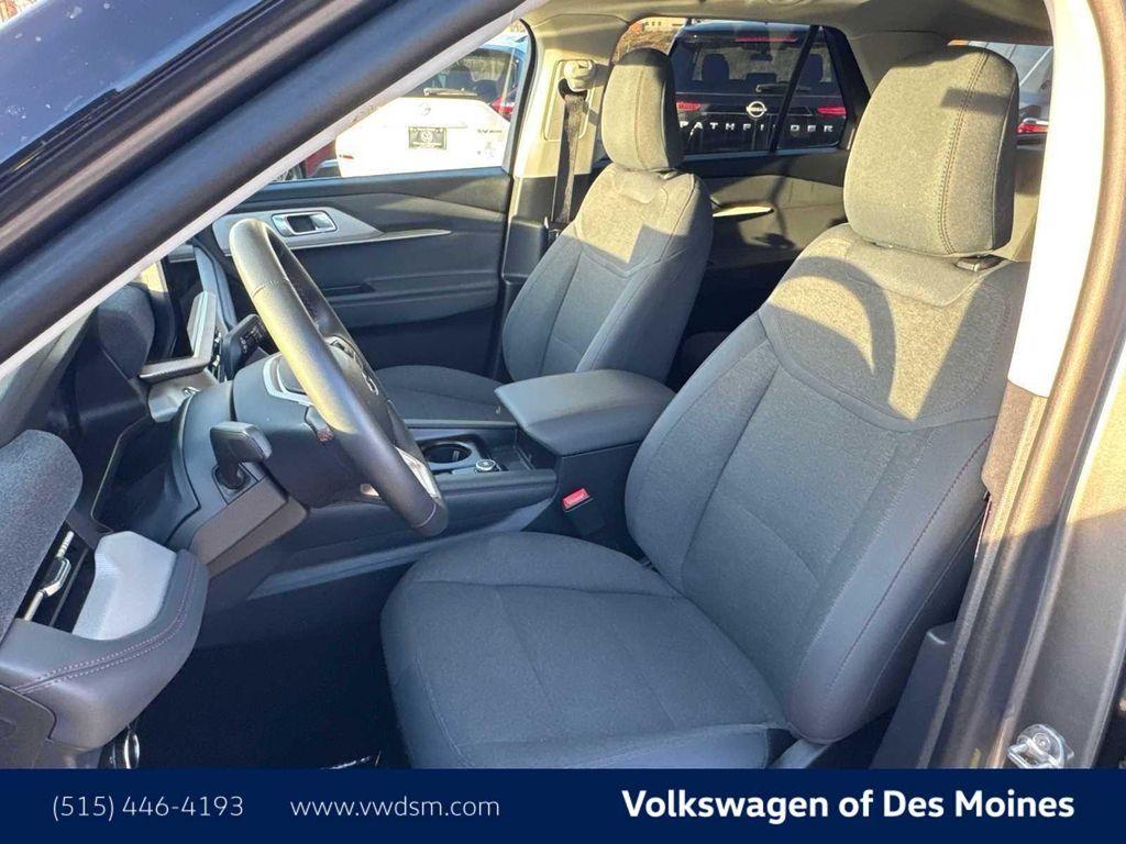 used 2025 Ford Explorer car, priced at $39,027