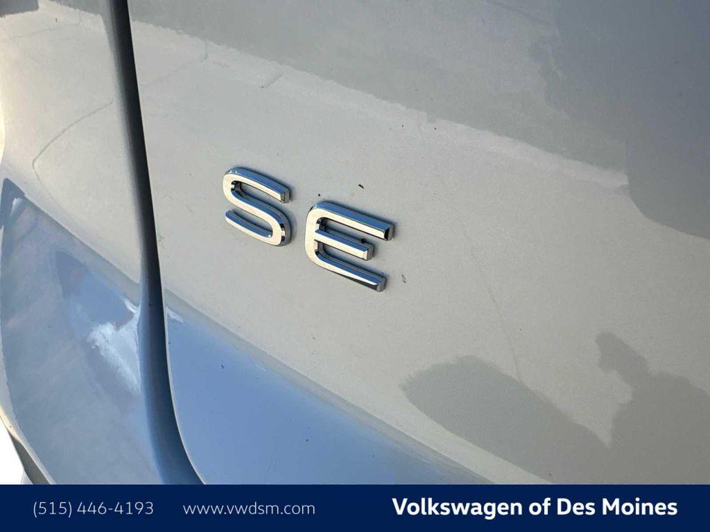 new 2026 Volkswagen Atlas Cross Sport car, priced at $43,601