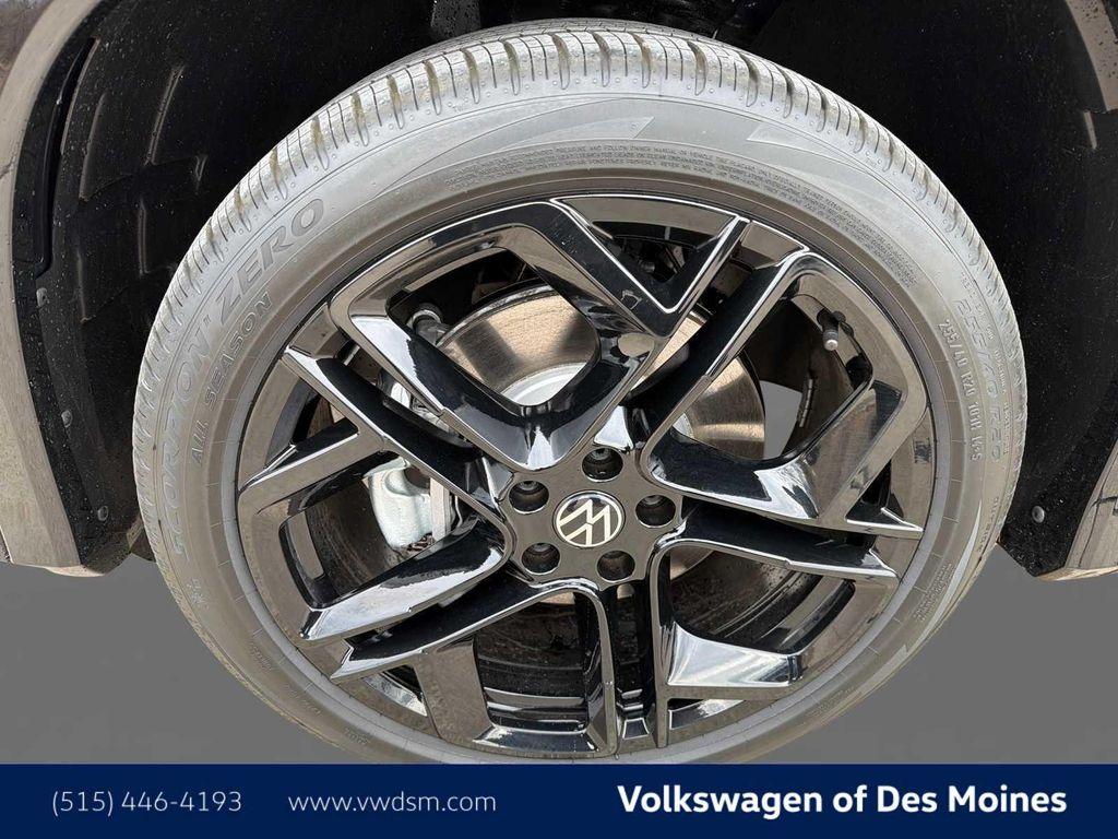 new 2026 Volkswagen Tiguan car, priced at $39,376