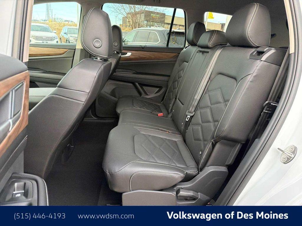 new 2026 Volkswagen Atlas car, priced at $46,686