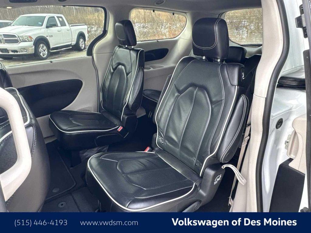 used 2024 Chrysler Pacifica car, priced at $35,977