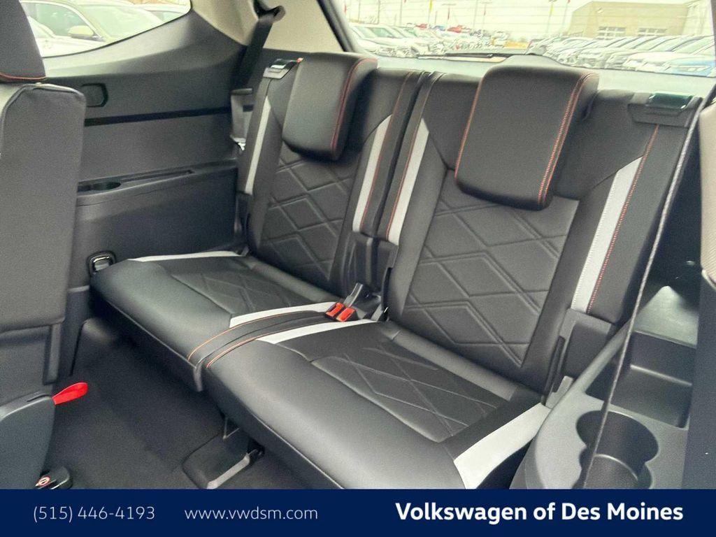 new 2026 Volkswagen Atlas car, priced at $47,171