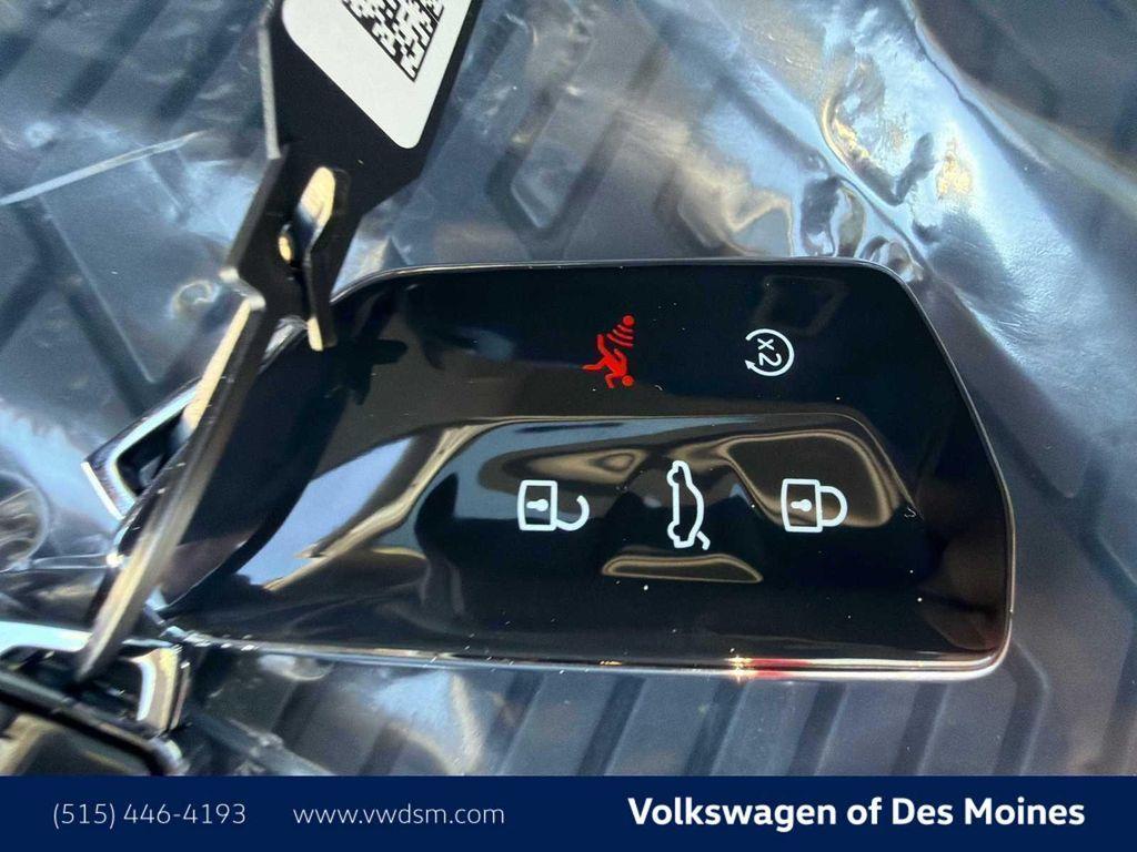 new 2026 Volkswagen Atlas car, priced at $53,741