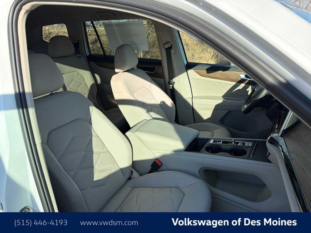 new 2026 Volkswagen Atlas car, priced at $41,766