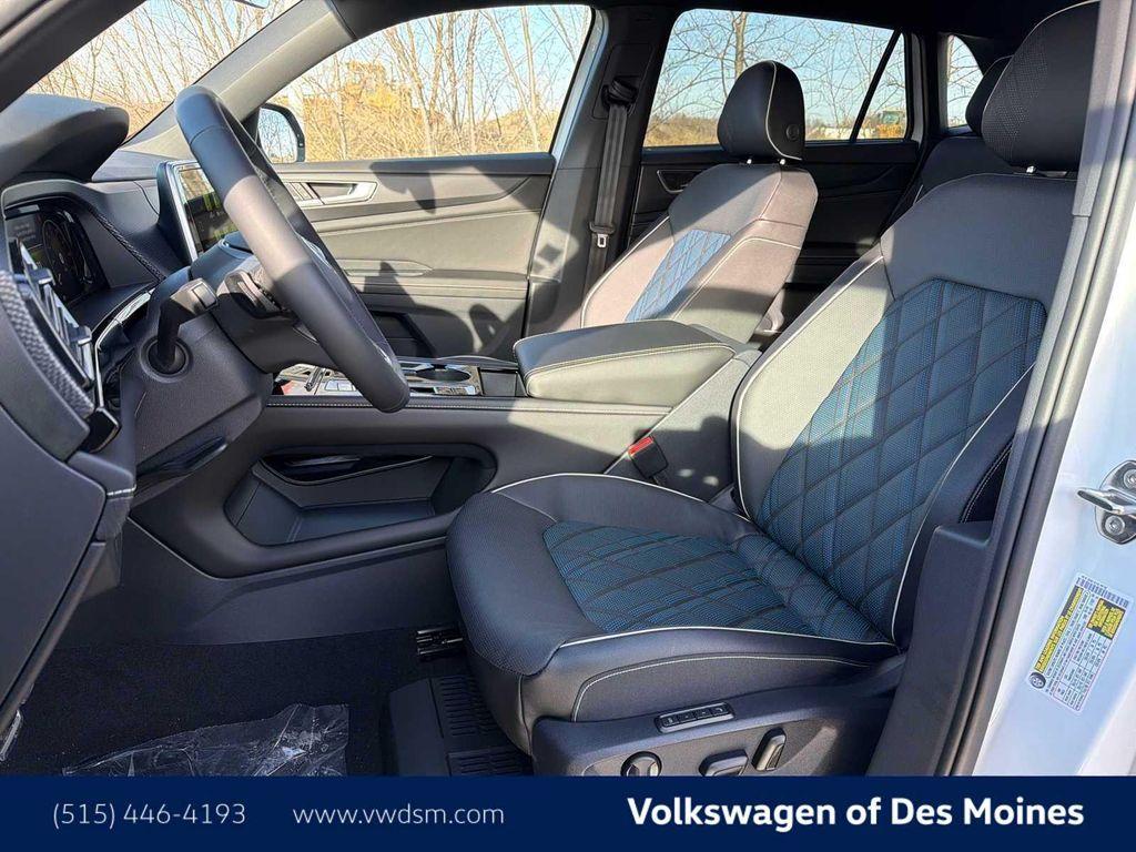 new 2026 Volkswagen Atlas Cross Sport car, priced at $53,293