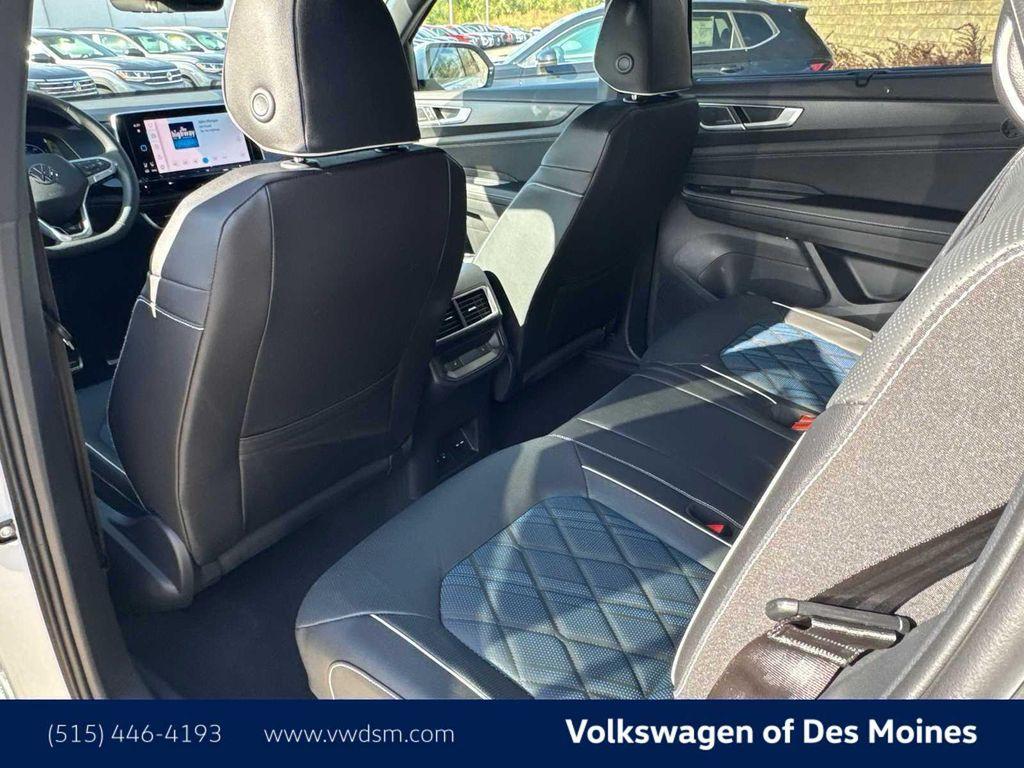 new 2026 Volkswagen Atlas Cross Sport car, priced at $52,486