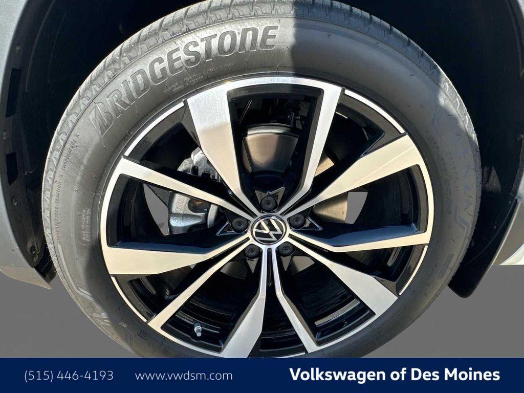 new 2026 Volkswagen Atlas Cross Sport car, priced at $52,486