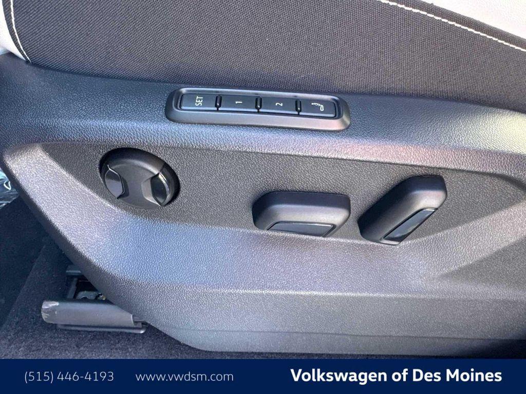 new 2026 Volkswagen Atlas Cross Sport car, priced at $53,081