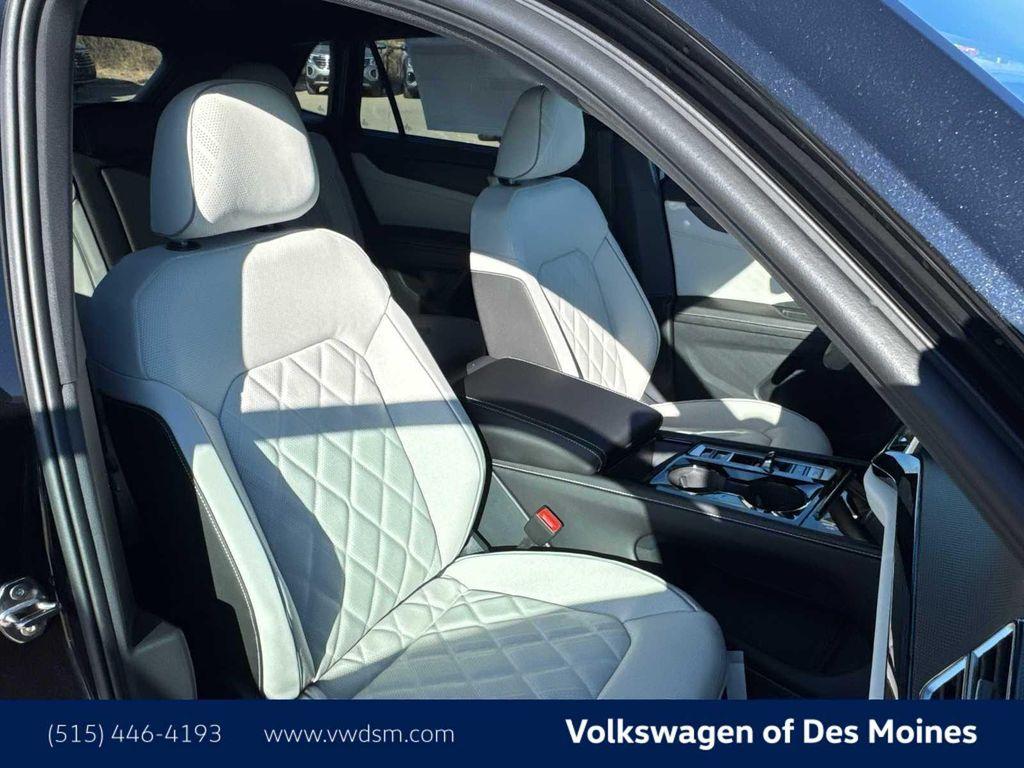 new 2026 Volkswagen Atlas Cross Sport car, priced at $53,081