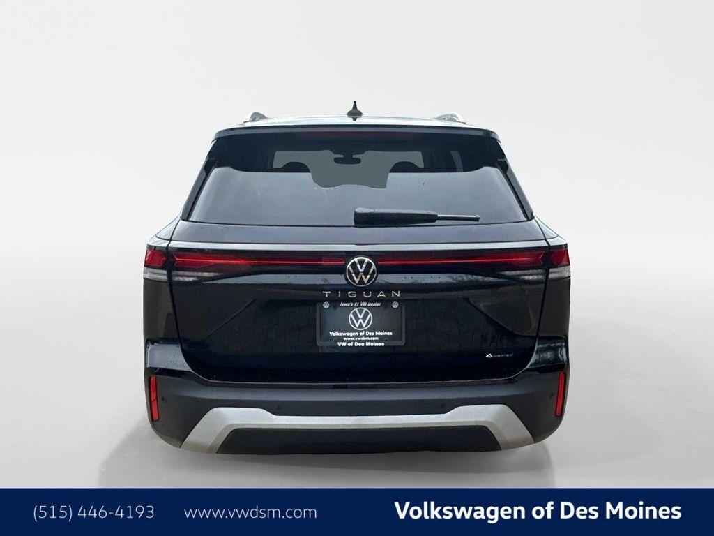 new 2025 Volkswagen Tiguan car, priced at $30,961