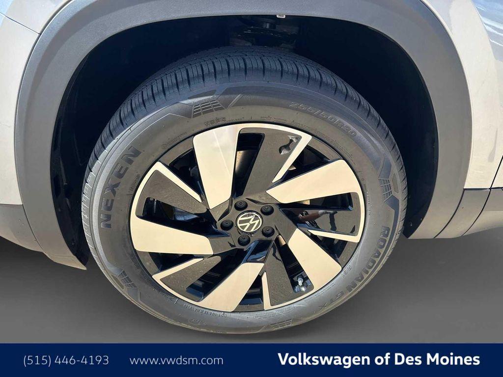 new 2026 Volkswagen Atlas Cross Sport car, priced at $43,999