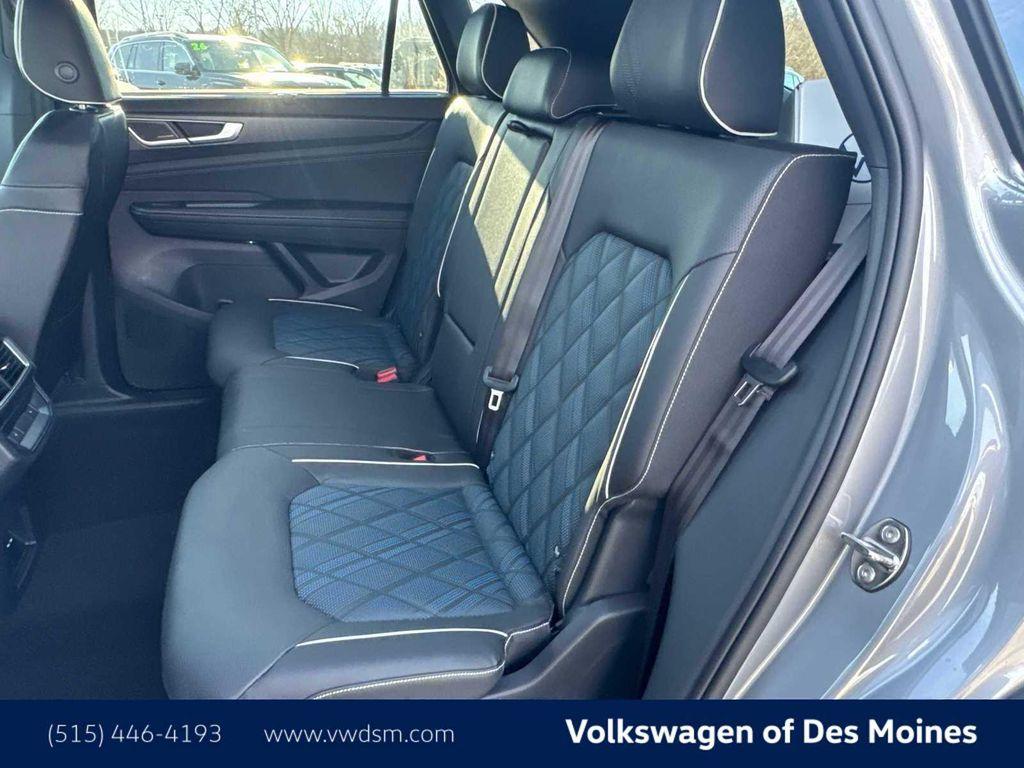 new 2026 Volkswagen Atlas Cross Sport car, priced at $53,081