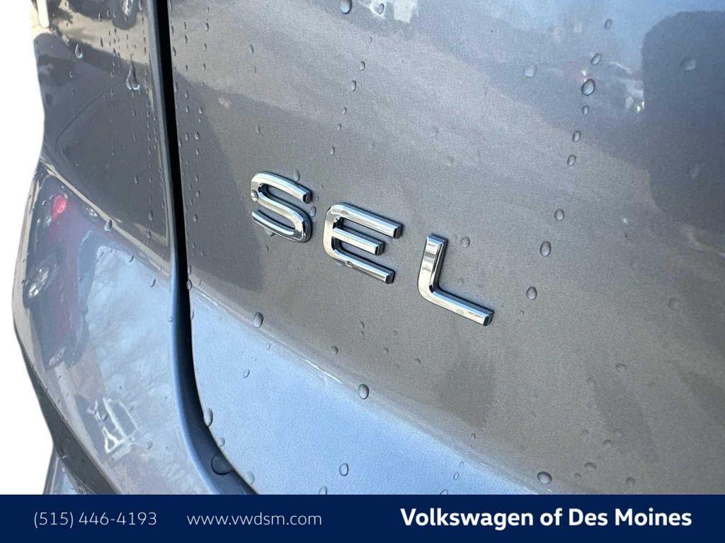 new 2026 Volkswagen Atlas Cross Sport car, priced at $53,081