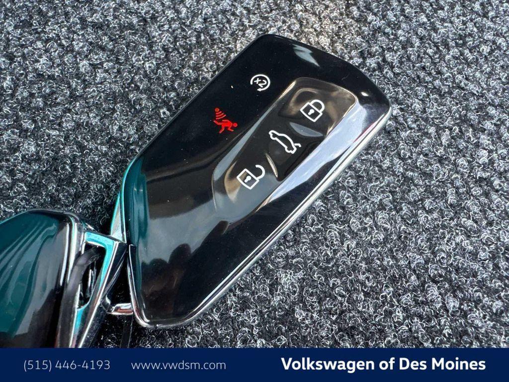 new 2026 Volkswagen Atlas Cross Sport car, priced at $53,081