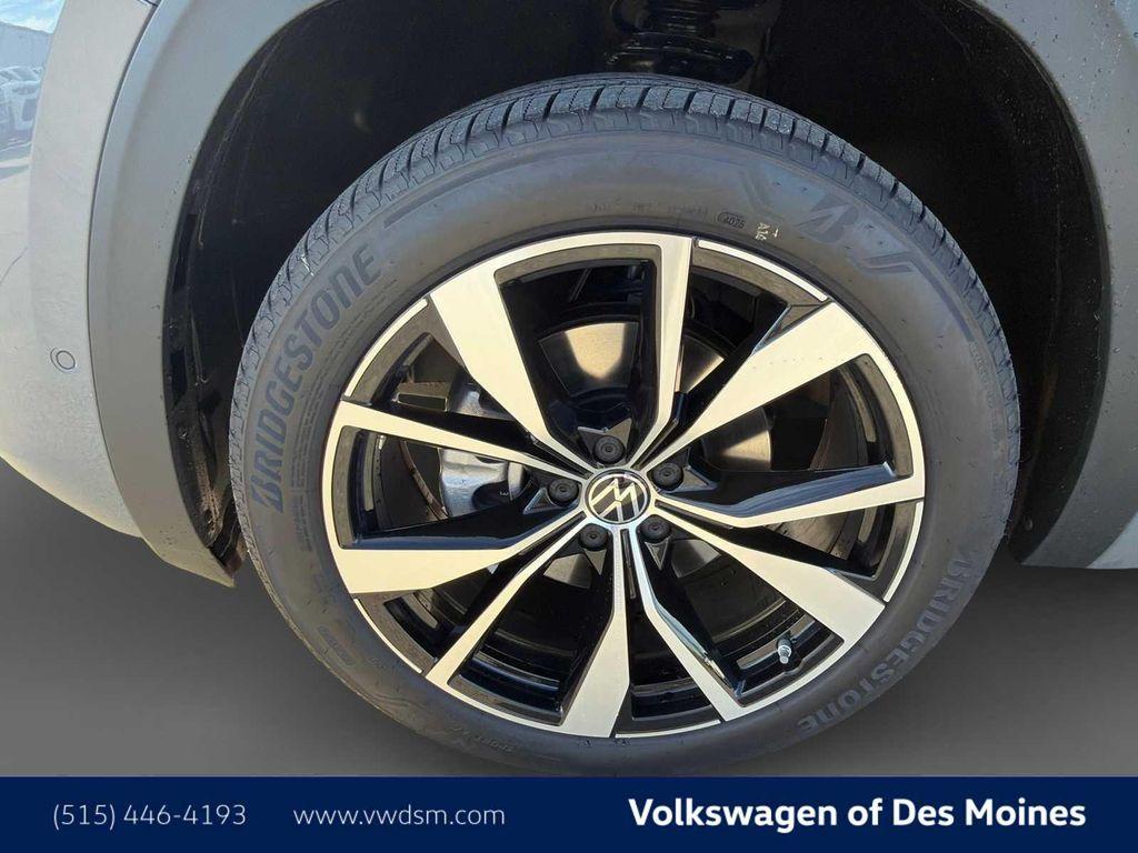 new 2026 Volkswagen Atlas car, priced at $53,741