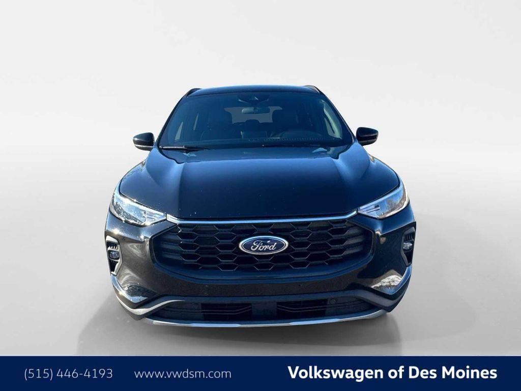 used 2025 Ford Escape car, priced at $26,998