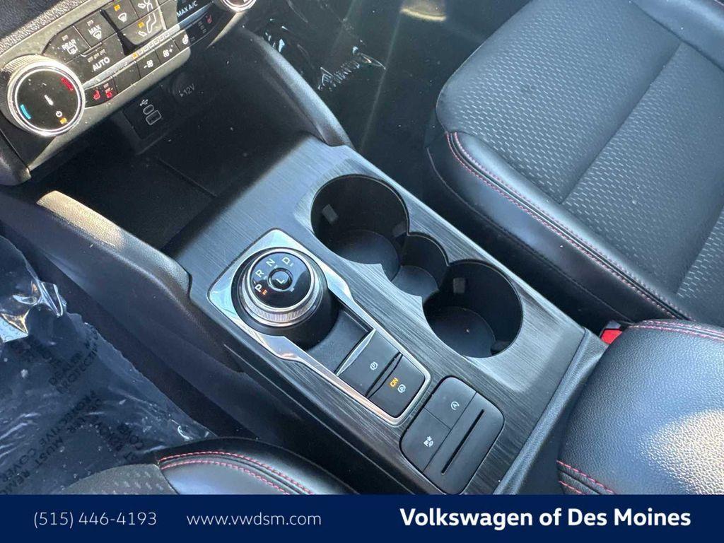 used 2025 Ford Escape car, priced at $26,998