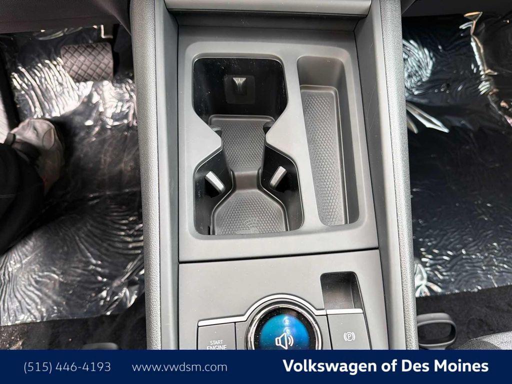 new 2026 Volkswagen Tiguan car, priced at $33,181