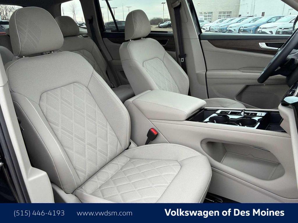 new 2026 Volkswagen Atlas car, priced at $53,981