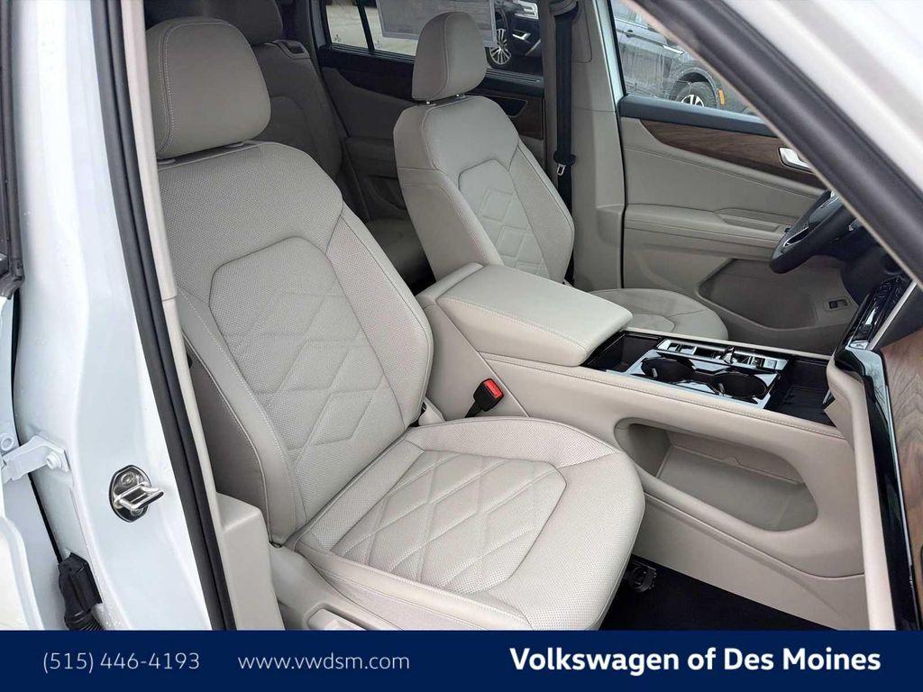 new 2026 Volkswagen Atlas car, priced at $45,611