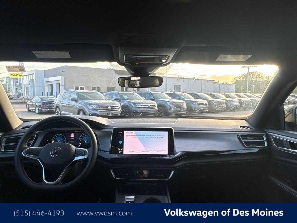 new 2026 Volkswagen Atlas Cross Sport car, priced at $39,451