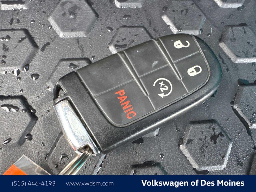 used 2020 Jeep Compass car, priced at $15,495