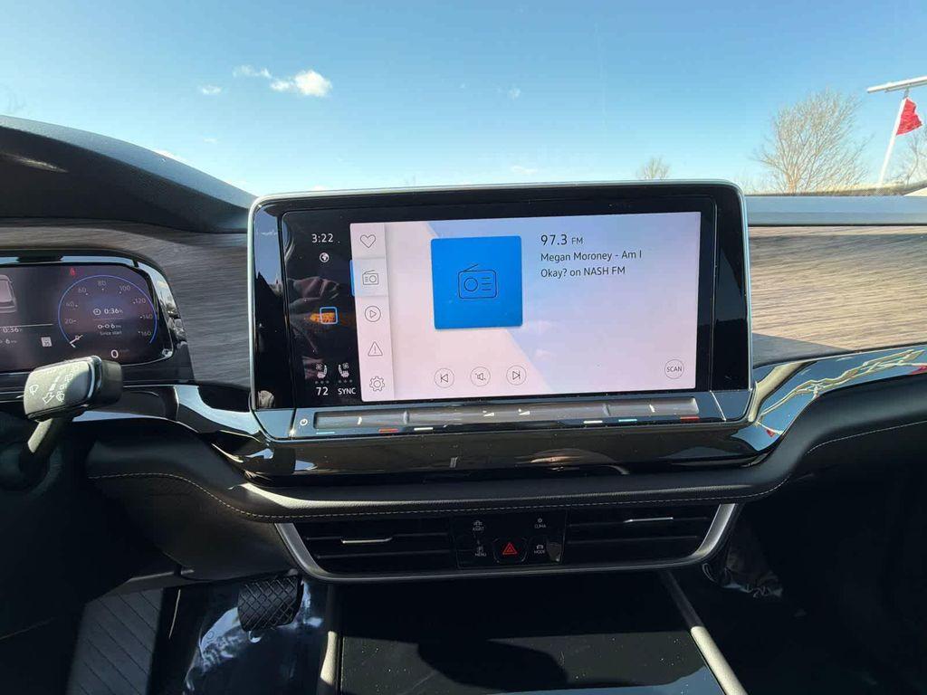 used 2025 Volkswagen Atlas car, priced at $41,995