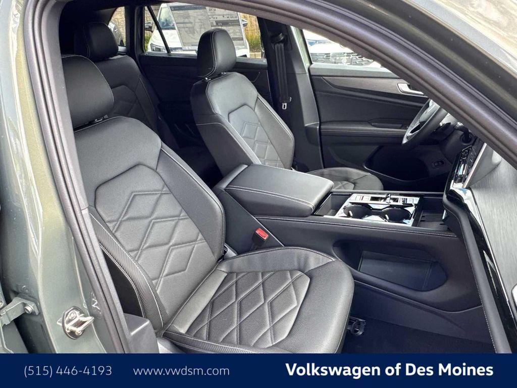 new 2026 Volkswagen Atlas Cross Sport car, priced at $45,639