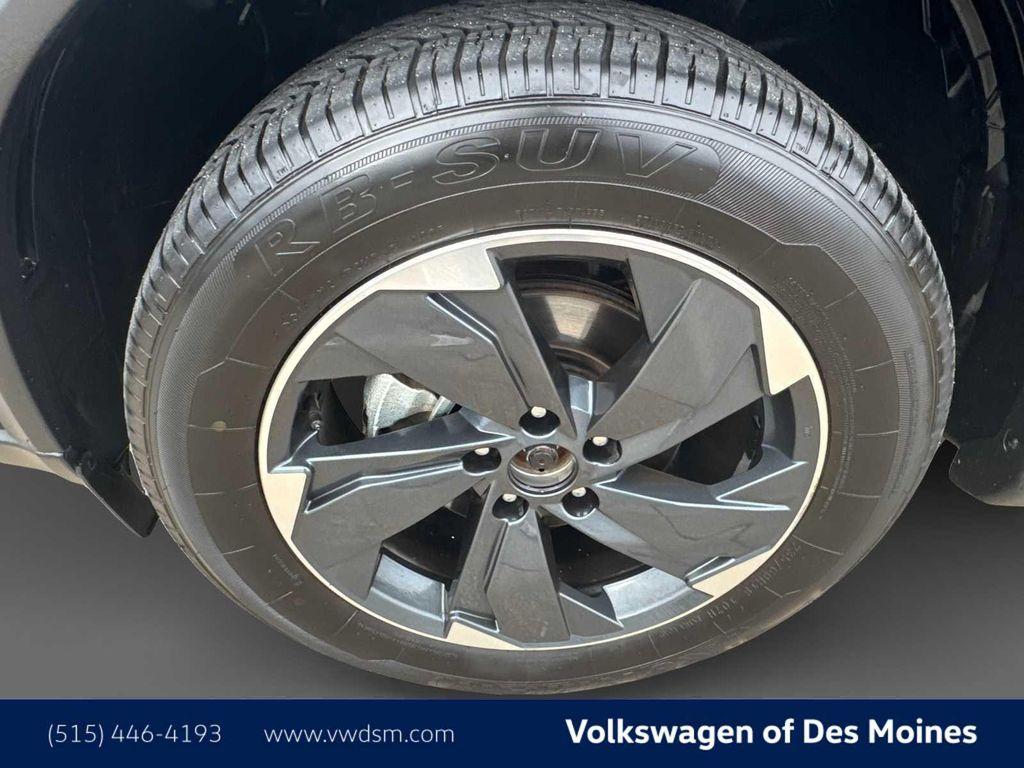 used 2025 Nissan Rogue car, priced at $24,606