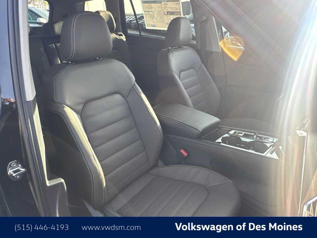 new 2026 Volkswagen Atlas car, priced at $48,276