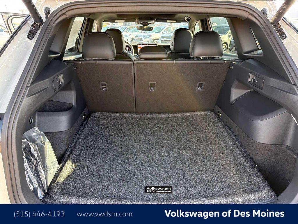 new 2026 Volkswagen Tiguan car, priced at $39,376