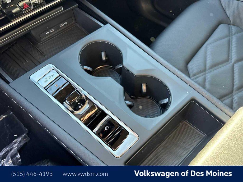 new 2026 Volkswagen Atlas car, priced at $39,961