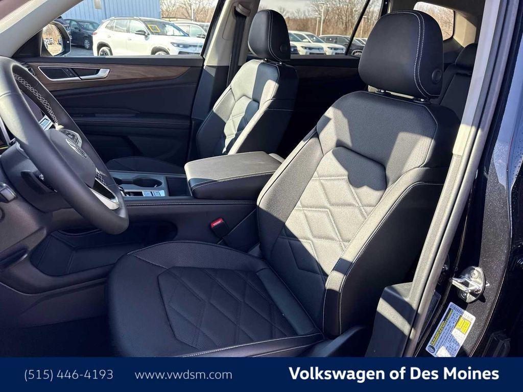 new 2026 Volkswagen Atlas car, priced at $39,961